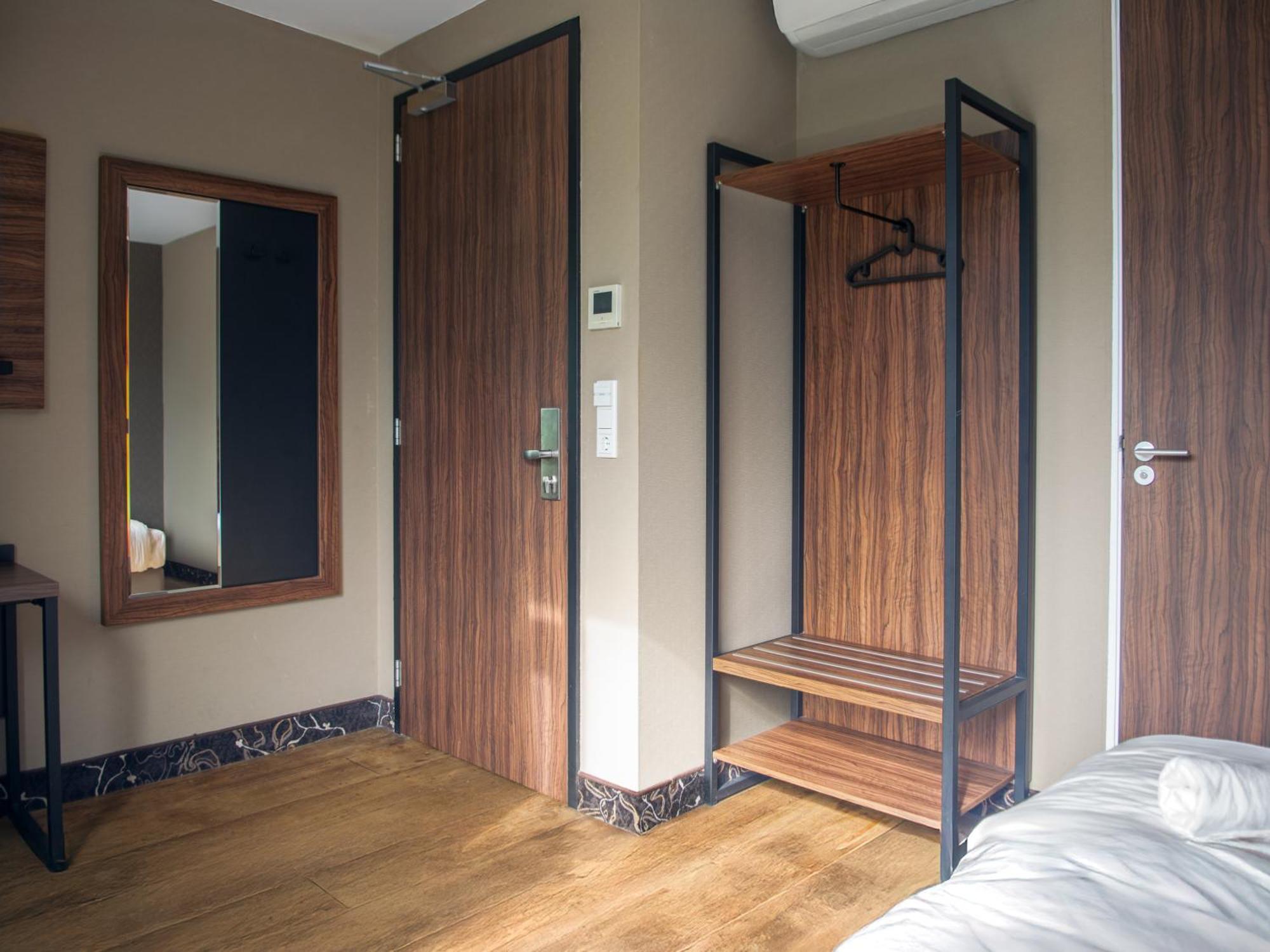 Amsterdam Lake Hotel Badhoevedorp Ngoại thất bức ảnh