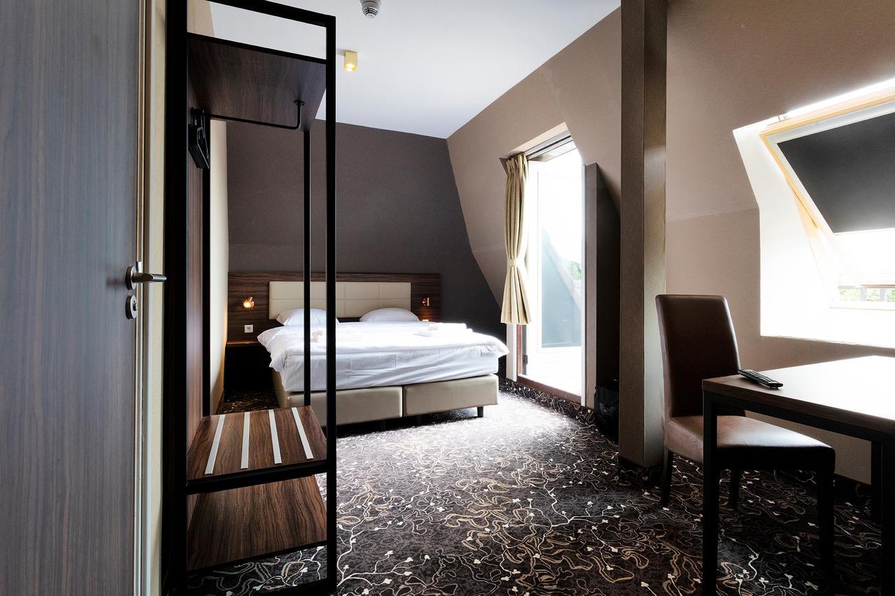 Amsterdam Lake Hotel Badhoevedorp Ngoại thất bức ảnh