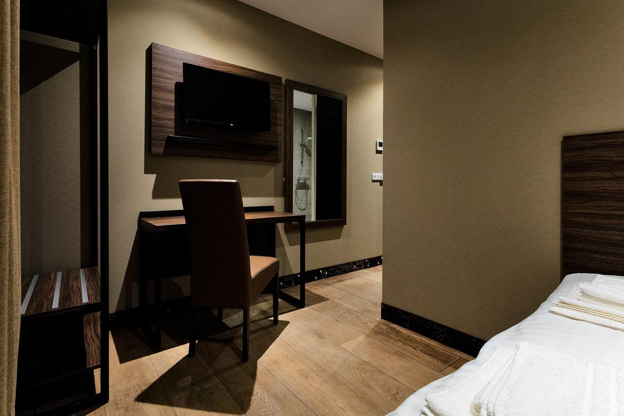 Amsterdam Lake Hotel Badhoevedorp Ngoại thất bức ảnh